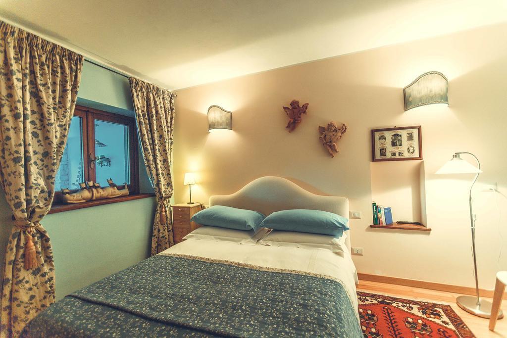 Il Boschetto Di Castagni Bed & Breakfast โซเรียโน เนล ชีมีโน ภายนอก รูปภาพ